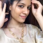 Monisha Blessy Instagram – Get Ready With Me for Vishukani 🥰♥️ Happyyy vishu to alll✨
Outfit : @mishraa_label 🫶🏻 Perfect stitch 🤩✨
