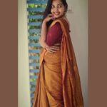 Mridula Vijay Instagram – Elegance never goes out of style 💞
Costume @dwiti_weaves
Ornaments @canisaperidot
PC : My mom