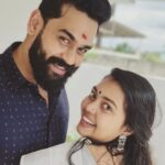 Mridula Vijay Instagram - Wishing you a colourful onam from us 🥰💞 PC @av_arun_ravan
