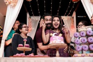 Mridula Vijay Instagram - Baby shower pics 😍
PC @motive_pix_studio 
Costume @thanzscouture 
MUA @makeupartistaamy