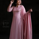 Mridula Vijay Instagram - Glow 💫 Costume @thanzscouture MUA @mohanavijin Photography @stories_by_anandhu_sp