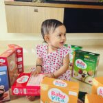 Mridula Vijay Instagram - I won’t give this to anyone 😜 Thank you @babyvitafood for this yummy baby food products @dwanikrishna_official