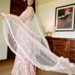 Mrunal Thakur Instagram - 💕🧚🏼‍♀️🫧 Something special coming your way 🥰😇💋 Designer @seemagujraldesign Styled by @archamehta Jewellery: @kushalsfashionjewellery Hair: @deepalid10 Make up: @missblender Assisted by: @vidushiparashar18 Team @poorvjainn @kunjan_sumaria #mtinpune