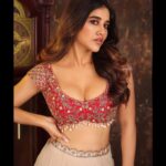 Nabha Natesh Instagram - Enchantress ✨ : : : : Outfit - @ashwinireddyofficial Jewellery - @houseofqc Stylist - @sandhya__sabbavarapu Styling team - @team_sandhya @sirichandana_medi Photograper - @pranav.foto Makeup - @makeupartist_arti Hair- @kavaladurgaprasad Managed by : @karthik_peruru @aleen_aladnak
