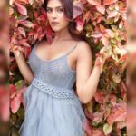 Naira Shah Instagram - The primary Feature of a woman is Not a ‘Beauty’ It’s a ‘Mystery’ Pic credits @munnasphotography Makeup @eshaasikka Styled by @nazneen.parmar_official #NairaShah #Actor #Model #Artist #Photoshoot #ModelLife #OOTD #actress#Naira #OutfitOfTheDay