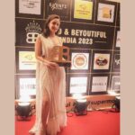 Naisha Khanna Instagram - Most Convincing Teen Influencer 🏆💗 Thankyou everyone<3 Outfit: @yeh_lehenga_nahi_mehenga 📸: @black_lotus99 🏆: @boldandbeyoutifulindia The Orchid Hotel - Mumbai