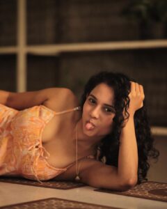 Namita Krishnamurthy Instagram - But beware my heart can be a pin, a sharp silver dragonfly 🦋

📸: @sat_narain 

#namitakrishnamurthy #chennaiinfluencer #portraitphotography #portraitfeed #curlyhairindia #curlygirlcommunity #tamilactress #photoshoot