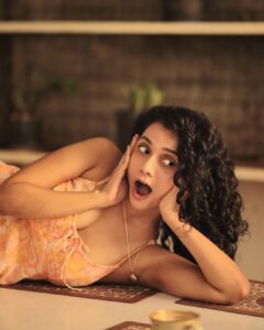 Namita Krishnamurthy Instagram - But beware my heart can be a pin, a sharp silver dragonfly 🦋

📸: @sat_narain 

#namitakrishnamurthy #chennaiinfluencer #portraitphotography #portraitfeed #curlyhairindia #curlygirlcommunity #tamilactress #photoshoot