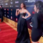 Nargis Fakhir Instagram - What a spectacular evening with @filmfareme ✨ . . . . . . . . Hair @aamirnaveedhair Mua @iamgigiiiii Dress @rockystarofficial Styling @alliaandnayaab Manager @mahakbrahmawar Jewelry @thehouseofmbj Downtown Dubai