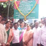 Navaneet Kaur Instagram - जिल्हातील 8 गावात 3 कोटी 35 लक्ष रुपयाचे विकास कार्याचे भुमीपूजन झाले. गावातील मातृशक्ती, पितृशक्ती, बंधु-/भगीनी च्या आशिर्वादाने शुरू होता असलेल्या विविध विकास कार्याने गावात सेवा- सुविधा होणार, या करिता नागरिका मध्ये जल्लोष पाहण्यात आला. जिल्हातील पतरोड, पांढरी, हनुमान मंदिर गणेश नगर अंजनगाव सुर्जी, ओम शांती सेंटर अंजनगाव सुर्जी, सातेगाव, निमखेड बाजार, लखाड, खोडगाव व अंजनगाव सुर्जी तालुक्यात सदर 3 कोटी 35 लक्ष रुपयाचे विकास कार्याचे भुमीपूजन संपन्न झाले.