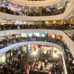Navya Nair Instagram - Thank you calicut for the exceptional crowd support .. I am grateful for the love you all are showering even after years 🙏🏻🙏🏻🙏🏻 Inauguration of @zavodila_jewellery