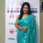 Neetu Chandra Instagram - Last night was #sareenight at #fundraise for @cpaaindia ❤️🤍🧡💚💛🤎💜💙❤ #breastcancerawareness #letsstandtogether #fightagainstcancer #cancerwarrior 🙏