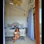 Neha Bhasin Instagram - Learning to take time off :) I have literally been working ,running, striving,living a very high pressure life since age 19 and nowdays more than ever I like pausing every once in a while and just being. Mehnat ki hai ab uske phal ko bhi enjoy kar lein 🌞