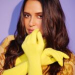 Neha Dhupia Instagram - Kid gloves ⭐️ . . . . . . . Outfit: @_huemn Styled by: @aasthasharma @reannmoradian @muskaanmatta at @wardrobist Assisted by: sakshichitalia @mitavaswani @artistpoonamsolanki @kapilcharaniya
