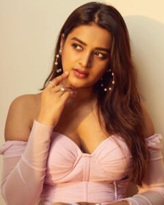 Nidhhi Agerwal Thumbnail - 1 Million Likes - Top Liked Instagram Posts and Photos