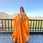 Nidhi Shah Instagram – This colour is everything 🧡 
.
.
Wearing- @arpitamehtaofficial Udaipur – The City of Lakes