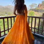 Nidhi Shah Instagram - This colour is everything 🧡 . . Wearing- @arpitamehtaofficial Udaipur - The City of Lakes