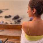Nidhi Shah Instagram - These are the golden days ✨🏝