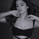 Nidhi Shah Instagram - 🖤