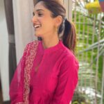 Nidhi Shah Instagram - Do it with all your heart 🌸 . . Happy new year everyone 💫🪔✨ #festivevibes #diwali2021 🪔✨❤️ . . 👠 - @fizzygoblet
