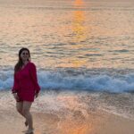 Nikki Galrani Instagram - May the sun within you shine bright this new year ✨ Happy 2023 ♥️ #FirstSunriseOfTheYear 📸 : @aadhiofficial