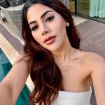 Nikki Tamboli Instagram - Hello Dubai 🥵 Bulgari