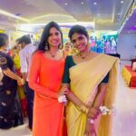Niranjani Ahathian Instagram - 💛❤️!! We missed u @itsvg girl😘 @niranjani_ahathian Blouse @annamstudio ❤️ Kani’s makeup and hair @dhanam_makeover 😍