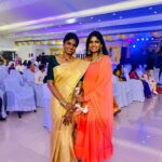 Niranjani Ahathian Instagram - 💛❤️!! We missed u @itsvg girl😘 @niranjani_ahathian Blouse @annamstudio ❤️ Kani’s makeup and hair @dhanam_makeover 😍
