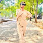 Nisha Bano Instagram - Cool 😎😎😎 outfit by @sehgalkiran 😍 #nishabano