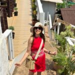 Niti Taylor Instagram - Here comes the sun🌼👒 #vacation #bebacknever#goa #besttrip #sun #vacationstateofmind #tanned#vacay