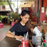 Niti Taylor Instagram - I’m happy to report that my inner child is still ageless🙅🏻‍♀️🙋🏻‍♀️🫶🏻