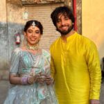Niti Taylor Instagram - Bade achhe lagte hain♥️ @hitentejwani @tuhinaavohra @poojabanerjeee @alefiakapadia @abhinavabu @leenesh_mattoo @iaanchalkhurana @ajay.nagrath @roshankapoorrr @devashishofficial9 @ritu_official_now @jitenokewal