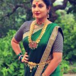 Pallavi Ramisetty Instagram - Happy Vijayadasami 🙏 Jewellery @jewelleryforher3 #viyajadasami #dussera #indianfestival #durgapuja #goodvibes