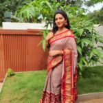 Pallavi Ramisetty Instagram - BE A GIRL WITH A MIND, A WOMEN WITH ATTITUDE, AND A LADY WITH CLASS 😊 Saree @nayakapada