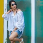 Pavani Reddy Instagram - ꜱᴏᴍᴇᴛɪᴍᴇꜱ ʏᴏᴜ ʜᴀᴠᴇ ᴛᴏ ʟᴏꜱᴇ ᴀʟʟ ʏᴏᴜ ʜᴀᴠᴇ ᴛᴏ ꜰɪɴᴅ ᴏᴜᴛ ᴡʜᴏ ʏᴏᴜ ᴛʀᴜʟʏ ᴀʀᴇ 😎😊 #i #me #myself #live #laugh