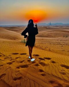 Pavani Reddy Instagram - In the pure clean atmosphere, in the silence- there you can find yourself ❤️
#dubai #desert #dairies #metime