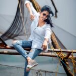 Pavani Reddy Instagram - PEACE 🤍 📸 : @rohanbmc #peace #calm #happiness