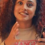 Pearle Maaney Instagram - This was an Exciting One! Vivo X90 PRO ! Check out the whole video only on Pearle Technick and leave your valuable comments below. Link in Bio . Digital Partner @oxygenthedigitalexpert