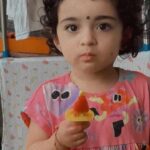 Pearle Maaney Instagram - Watermelon Popsicles to beat the summer Heat. . How to Make : 1) juice and strain some watermelon 🍉 2) fill it up in the popsicle mood 3) freeze it 4) serve it and be ready for a smile 😋