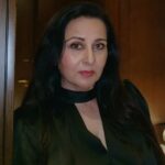 Poonam Dhillon Instagram - When in doubt- wear Black!! #Blackmagic #feeldressedup #blackisbeautiful 💕🫵😊