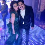 Poonam Dhillon Instagram – Fun Time with Family & Friends 💕❤️🎶✨💃🕺