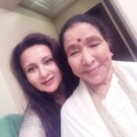 Poonam Dhillon Instagram - Happy & Healthy Birthday to an @asha.bhosle Amazing Unique Treasure - whose talent, spirit , zest for life ,loving & caring nature make her so Precious & special !! ❤️🎼🎼❤️. Love you dearest Aai 🤗