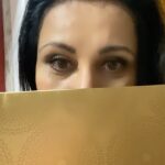 Poonam Dhillon Instagram - Thicker lips ?? Noo- i thinkI am Ok with originals!!! Agree or what??? #lips #fulllips #notintoit #Likemeoriginal