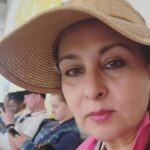 Poonam Dhillon Instagram - Pink Hatter .. . Hats are such a saviour in Hot Sun !!