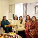 Poonam Dhillon Instagram - BIRTHDAY WEEK... #Celebrations started with Dear Friends !! Lovely company, Fun , Laughter ..and super lovely spread which all could not stop raving about .. You are outstanding @menuscriptfoodstories not only with your quality & unusual creations but also with the artistic presentations . Can't get enough of your amazing food . #gratitude #thankyougod #Friends #goodfoodindia #eveningtoremember #birthdayweek