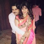 Poonam Dhillon Instagram - Happy Anniversary to my Dearest Sister & Brother in Law @rishmapai @doctorhrishikeshpai . May All the Happiness, Love & togetherness always be with you flavored by Success, Prosperity, Friendship, Peace & great Achievements . Love you Both !!! #happyanniversary #togetherness #peaceandlove #familyfirst #godbless ❤️🎉🥰💕👩‍❤️‍👨