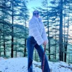 Pragya Jaiswal Instagram - Strawberry trail at Wildflower 🍓🌲❄️ Outfit - @ikichic_official @zabellaofficial Styled By - @anshikaav Team - @roshiijain Styling Intern - @bhatia_tanisha