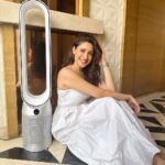 Pragya Jaiswal Instagram - It’s no secret that Bombay air quality is deteriorating which is a bummer, but to control it on a personal level indoors I only trust Dyson Air purifiers. Engineered by the best, it regulates and purifies the air in the room making it much better than outdoors. #DysonHome #DysonIndia #gifted Agency @adzione