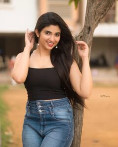 Pragya Nagra Instagram - Knock knock. Who’s there? The weekend vibes🔥🔥🔥

PC @sathyaphotography3 🥰❤️

#telugugirls #telugumemes #teluguammayi #teluguactress #tamilgirls #telugugirl #telugucinema #teluguboys #keralagirls #tollywood #biggbosstelugu #telugureels #trending #hyderabad #micset #telugustatus #teluguhot #tamilgirl #tamilponnu #telugumovies #telugusongs #maheshbabu #telugupeople #vijaydevarakonda #telugubgm #bollywood #alluarjun #teluguwhatsappstatus #samantha #tamilheroine