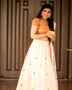 Pragya Nagra Instagram - 🌺Andariki Ugadi Subhakankshalu🌺

Costumes - @ivalinmabia
Photography - @camerasenthil
Makeup - @yuvas_makeover
Shoot organised by @rrajeshananda

#ugadi #ugadi2023 #gudipadwa #ugadispecial #happyugadi #padwa #mantra #durgapuja #krishnavani #navratri #navratrispecial #maadurga
#festivalfashion #festivelook #desi #teluguammayi #telugu #traditional #indianwear #traditionallook #hyderabadblogger #hyderabadinfluencer #hyderabadinsta #hyderabadbloggers #teluguactress #teluguheroine #telugumovie #telugumovies